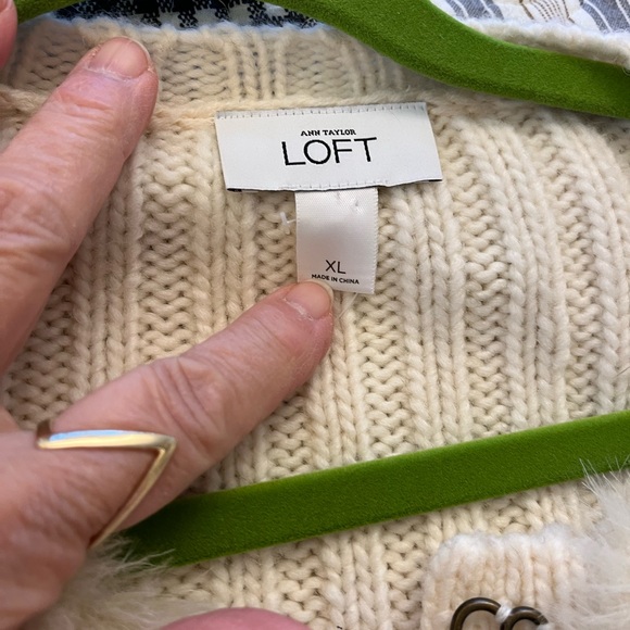 Ann Taylor Loft Faux Fur Cardigan Sweater Women Size LG Wool Blend Ivory New - Picture 3 of 4